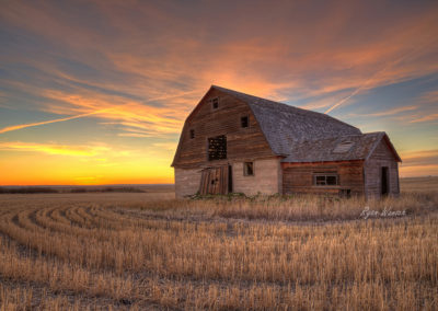 Abandoned barn Saskatchewan