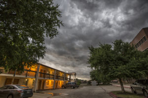 fort worth thunderstorm tornado 